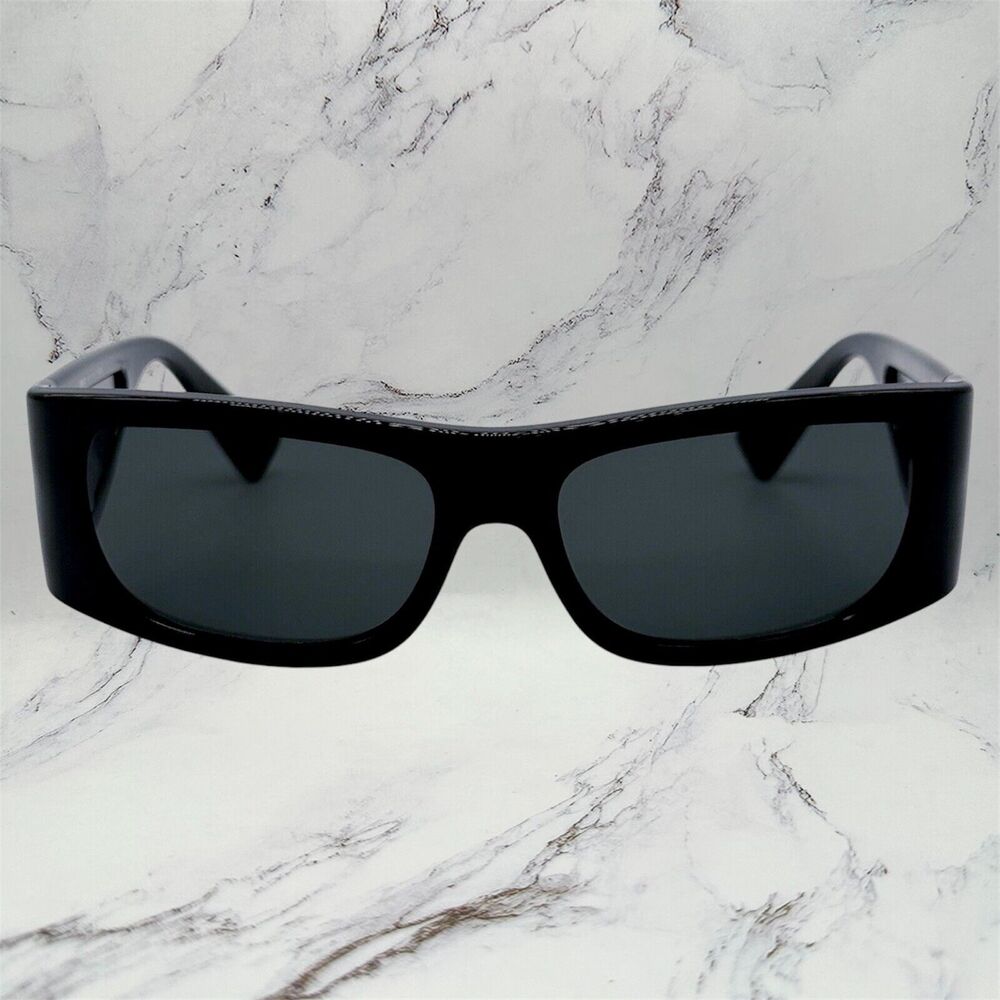 New VERSACE Sunglasses - Picture 3 of 12